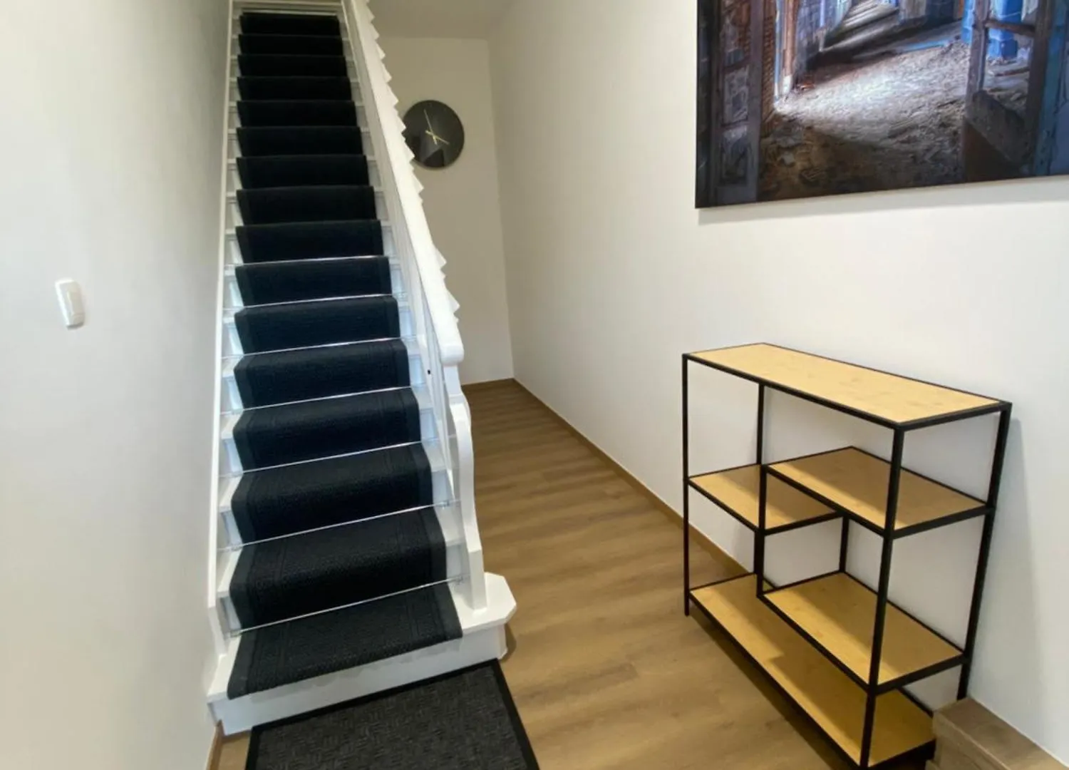 012-Superbe Appartement 1-Etage Spacieux Avec Balcon Exterieur Charleroi Belgium