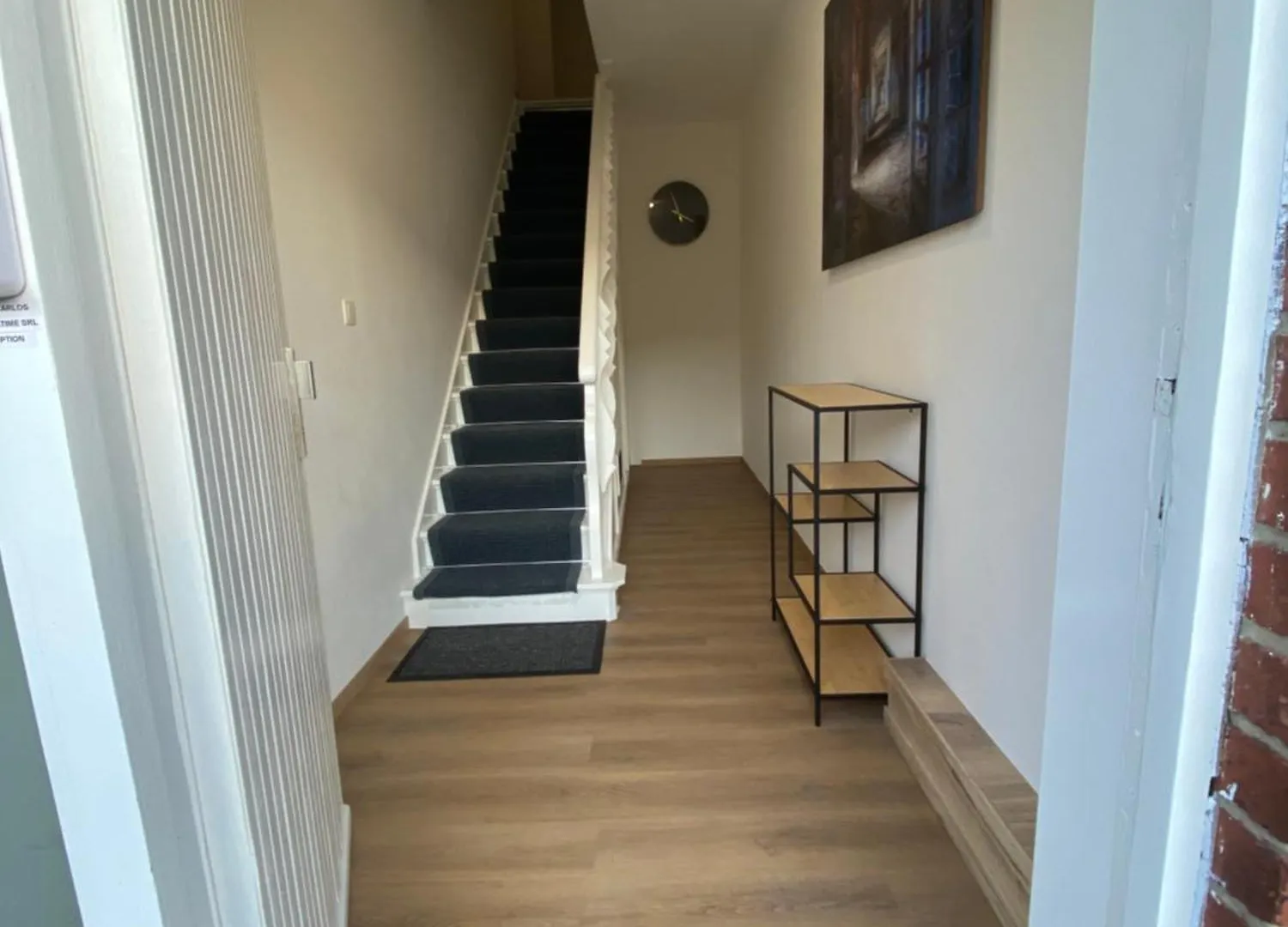 012-Superbe Appartement 1-Etage Spacieux Avec Balcon Exterieur Charleroi 0*,  Belgium